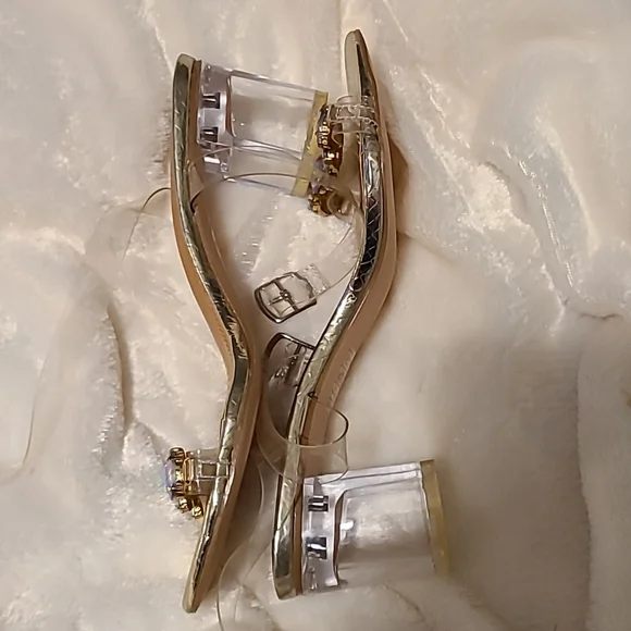 Shoes, Heels, Zapatillas, Zapatos - Picture 6 of 7